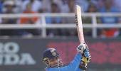 Sehwag, Dhoni complete 1,000 ODI runs vs Pakistan