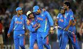 Tendulkar lauds Raina, bowlers for semis win