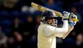 Sangakkara wicket gives England late boost