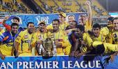 Images: Vijay, Hussey help Chennai crush RCB to retain IPL title