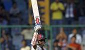 Team does not rely just on me: Chanderpaul