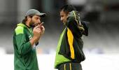 Keep mouth shut and focus on cricket: Waqar to Afridi