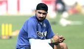 Will Ashwin, Ojha's rise relegate Harbhajan to the sidelines?