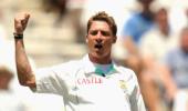 Steyn, 20th bowler to break into 900 ranking point mark