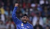 Mumbai Indians win CLT20 beating RCB by 31 runs