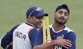 Sehwag backs Harbhajan to make quick comeback