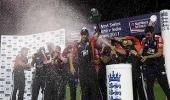 Images: England win final ODI to ruin Dravid's swansong