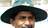 Miandad eyes Pakistan Cricket Board chairman's post