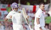 Jayawardene frustrates England with another ton