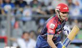 Irfan's blitz powers Delhi to impressive win over Kolkata