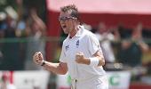 2nd Test: Swann heroics help Eng beat SL by 8 wickets