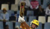 Morkel's late assault steers Chennai past Bangalore