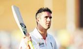 Pietersen dropped from England Test squad