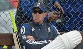 Pietersen 'apologises' for texts: Report