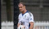 Pietersen row overshadows Strauss' 100th Test