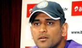 Dhoni hints at playing three spinners in Nagpur Test