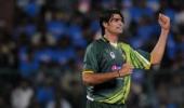 Mohd Irfan, Malik retained in Pak ODI squad