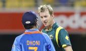 Dhoni lashes out at Lee, says no business to obstruct