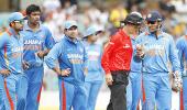 India hope for turn of fortunes to stay alive