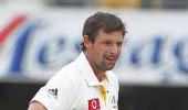 'Hilfenhaus's bowling is difficult to pick'