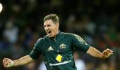 At 40, Hogg makes a comeback to Aussie T20 squad