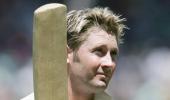 Michael Clarke signs new bat-deal