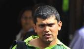 Pakistan recall Akmal, Razzaq, Nazir for WT20