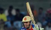 De Villiers blitz blows Deccan away