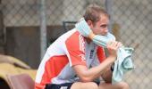 Broad adds to England's injury worries