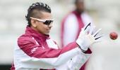 Test cricket is real challenge for Narine: Saqlain