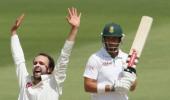 Australia close in on victory in second Test