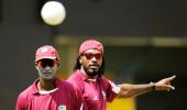 History beckons Sri Lanka, Windies to win the title