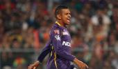 Narine spins KKR to easy victory in IPL opener