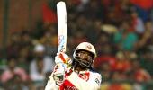 IPL: Bangalore edge Mumbai in a thrilling finish