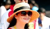 PIX: Sexy Preity, Shilpa, Deepika turn it on at the IPL