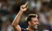 Kallis inspires Kolkata to easy win over Hyderabad