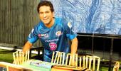 PHOTOS: Kolkata celebrates Tendulkar's birthday at Eden