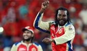 PHOTOS: Gayle celebrates 'Gangnam style' at IPL!