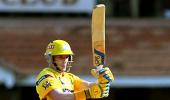 IPL: Hussey powers Chennai to victory over Pune