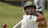 Batsman Manzoor back in Pakistani Test fold