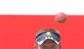 South Africa's De Villiers relishing keeper's role