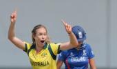 Women's WC: Bowlers set up thrilling win for Australia