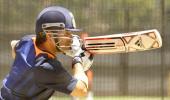 Tendulkar returns as Indian team begins training camp