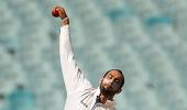 Pak refugee backed to lead Aus spin for Ashes