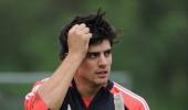 Kochi ODI: Cook wary of 'world class' India