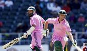 Amla, De Villiers smash SA to thrilling win over Pakistan