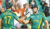 De Villiers rides luck to steer S Africa to series win