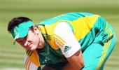 Greame Smith to undergo surgery, may miss Champions Trophy