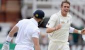 Southee leads late New Zealand fightback