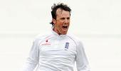 Swann takes four to bowl England towards victory